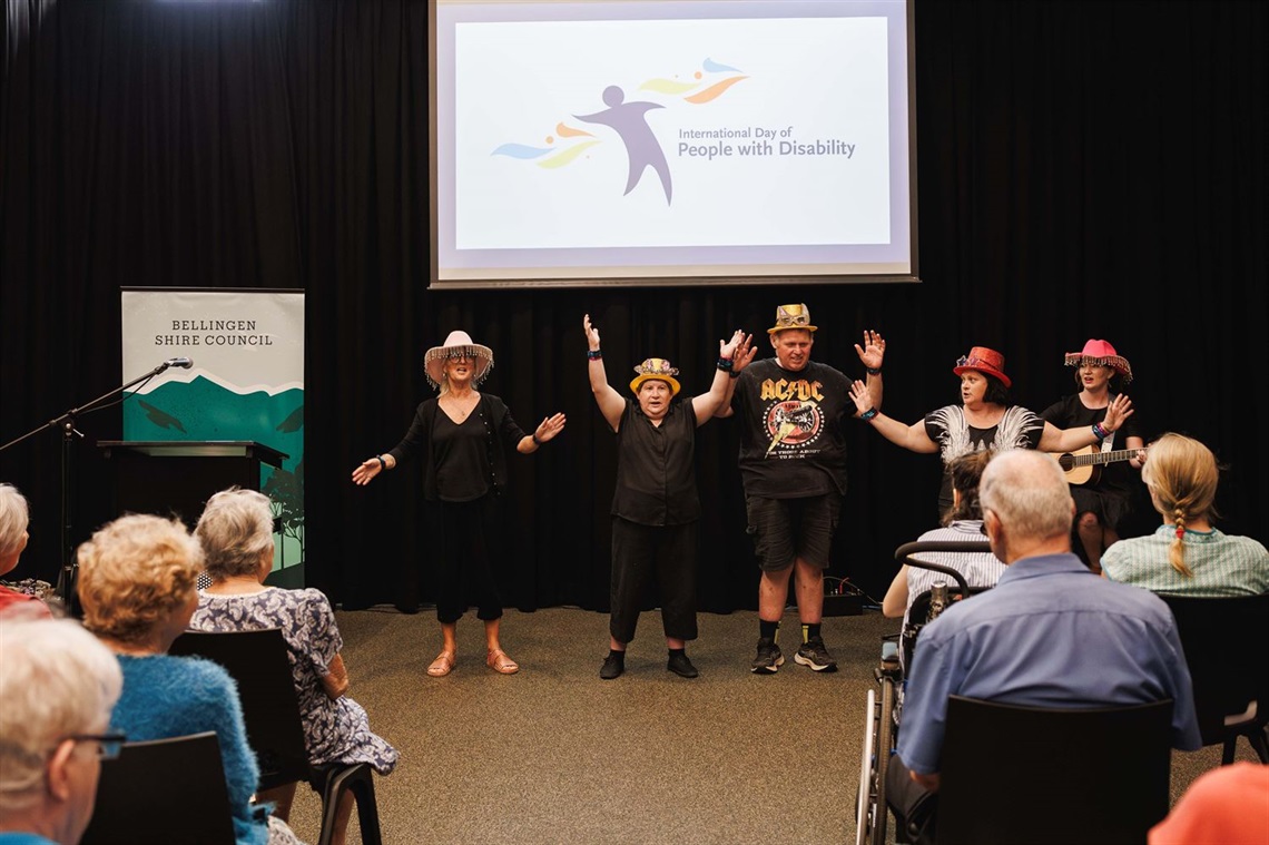 Nambucca Valley Phoenix All Stars performance (Jay and the Trees photography)